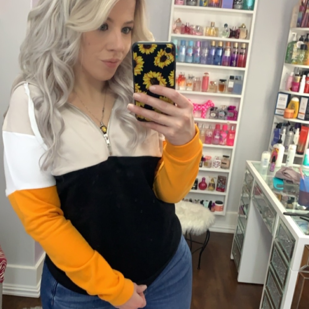 Color block sweater - Picture 3 of 3